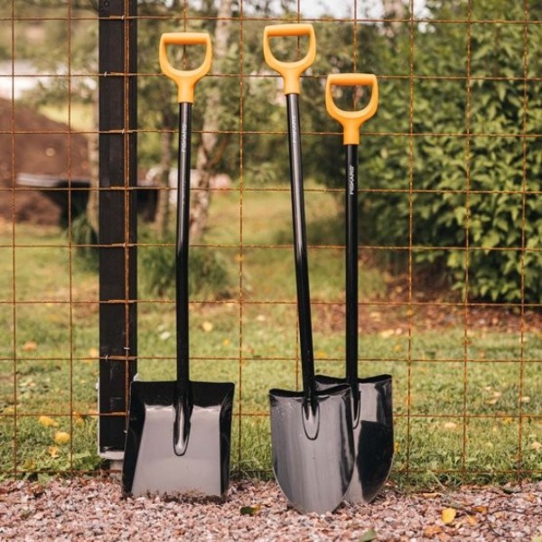 Фото - Лопата Fiskars XL Solid + (1067517)